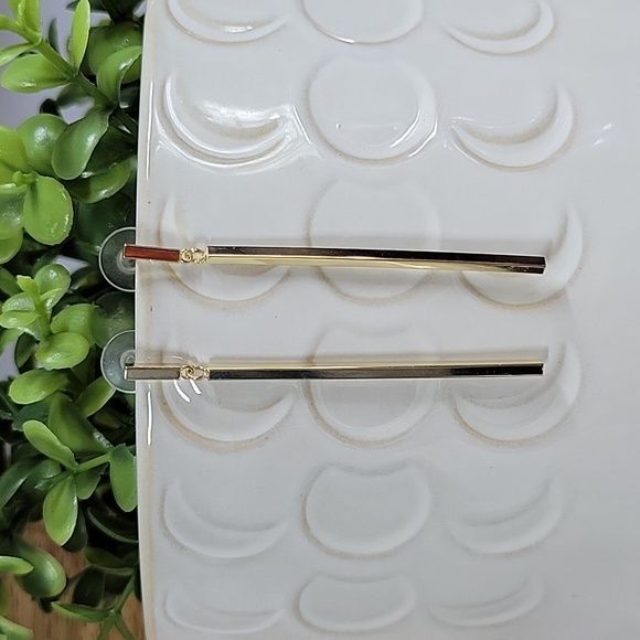 🔥LAST PAIR🔥 Double Bar Hinged Drop Earrings - Picture 5 of 6